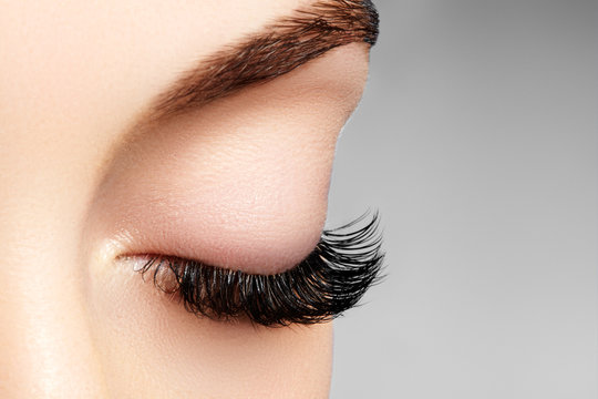 Volume lash result close-up