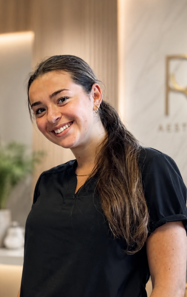 chloe- Esthetician